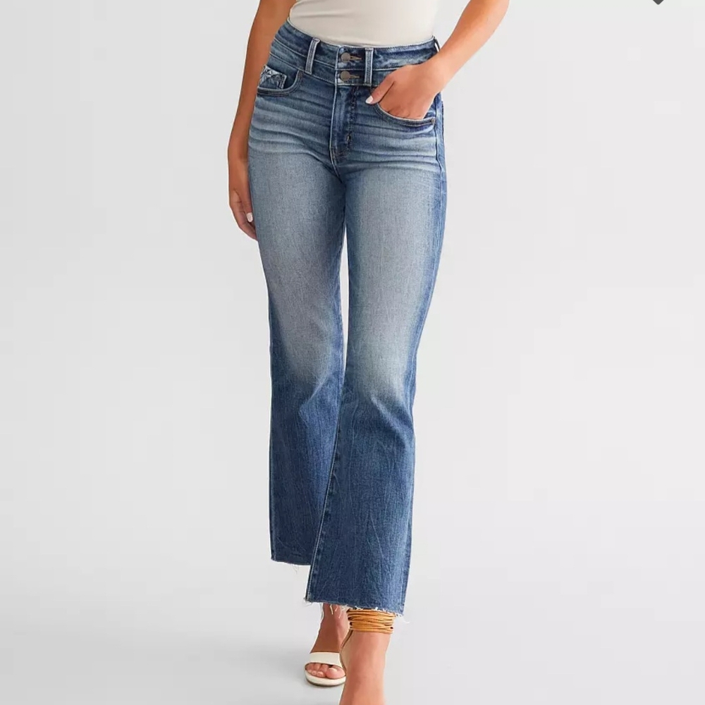 Buckle Black Cropped Jeans 28